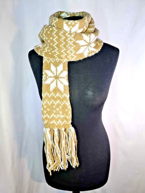 Womens Chunky Nordic style Scarf