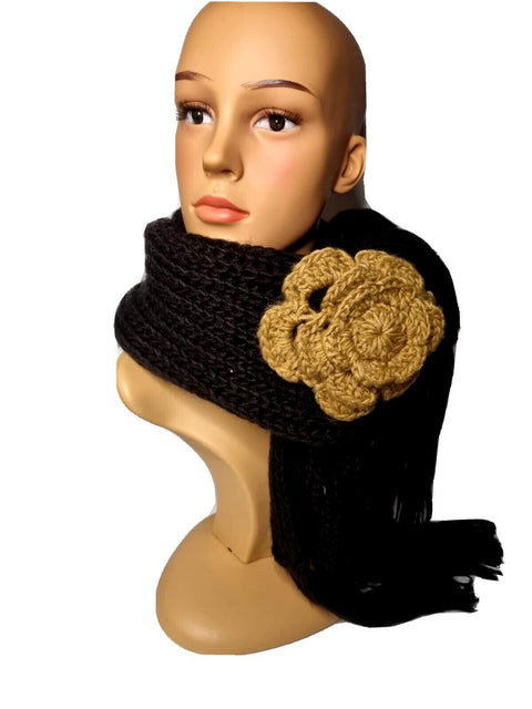 Women's Knitted Scarf