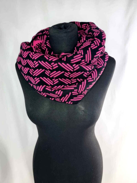 Super soft knitted, chunky neck warmer