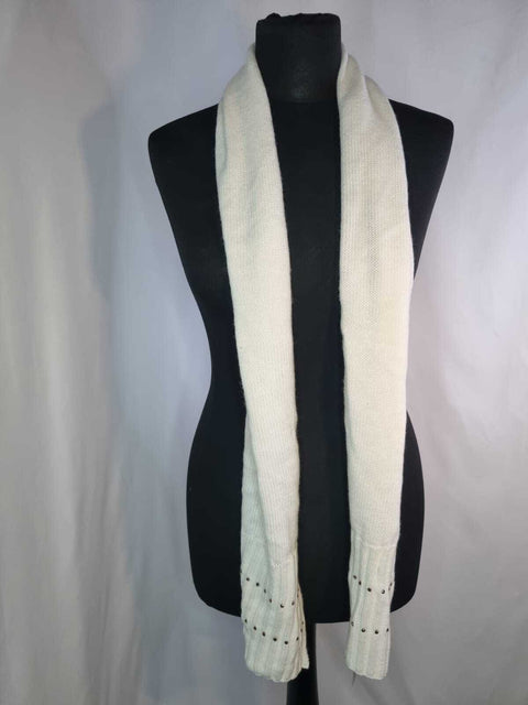 Women's scarf