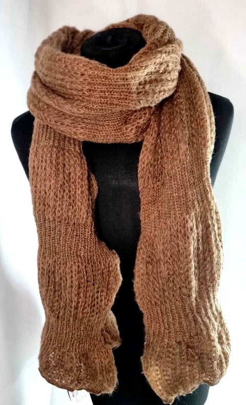 Super soft knitted chunky scarf